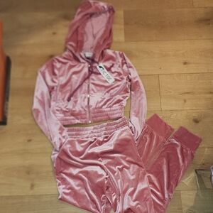 Velvet Pink Set